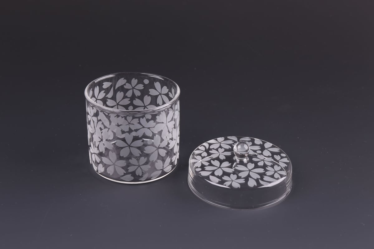 蓋付きケース 円柱 大】サンドブラスト平彫りによるガラス工芸作品