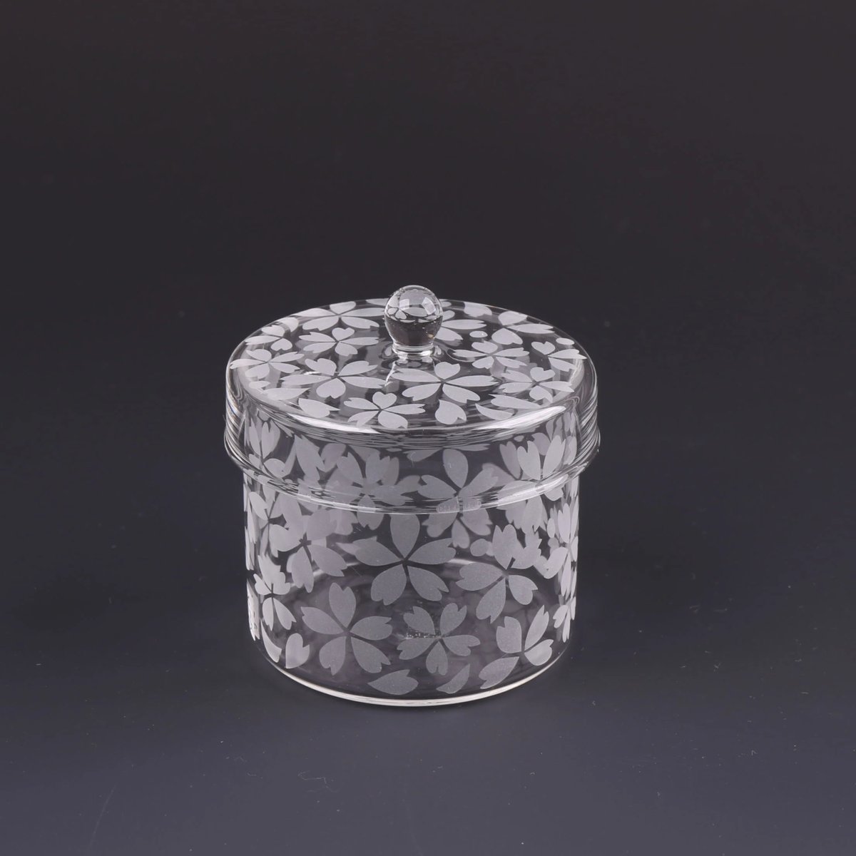 蓋付きケース 円柱 大】サンドブラスト平彫りによるガラス工芸作品