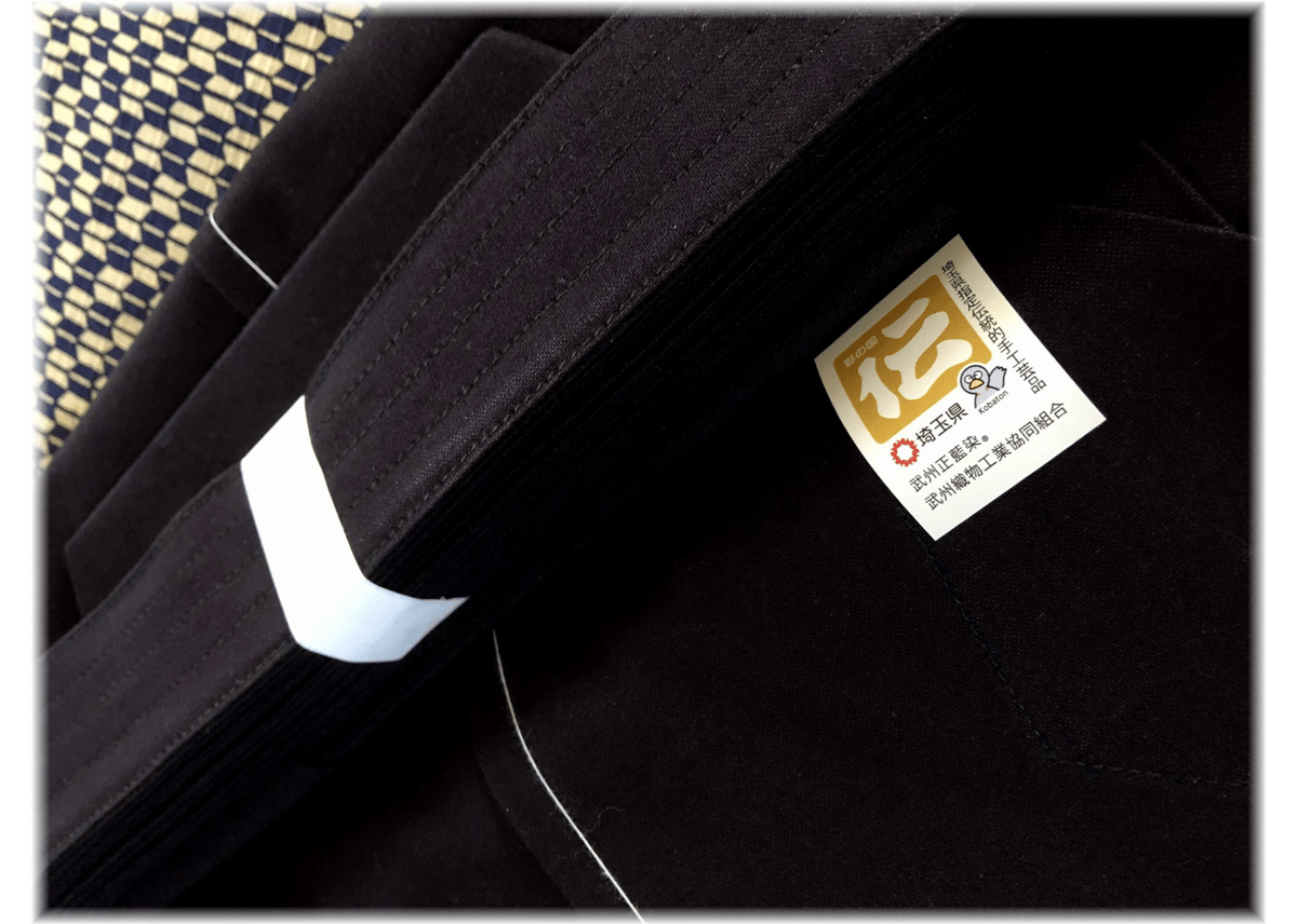 時代 黒塗りの行李 家紋・名前入り 衣服収納など90cm×42cm×22cm 送料込みor送料格安！ 西山 袴 ＃7000番 湯通し 武州正藍染 高級袴