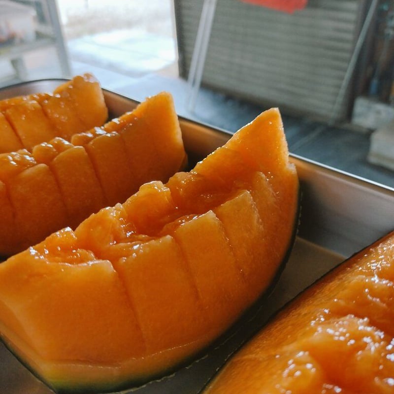 6月下旬〜発送【数量限定！食べやすい小さめサイズ♪】富良野メロン7玉
