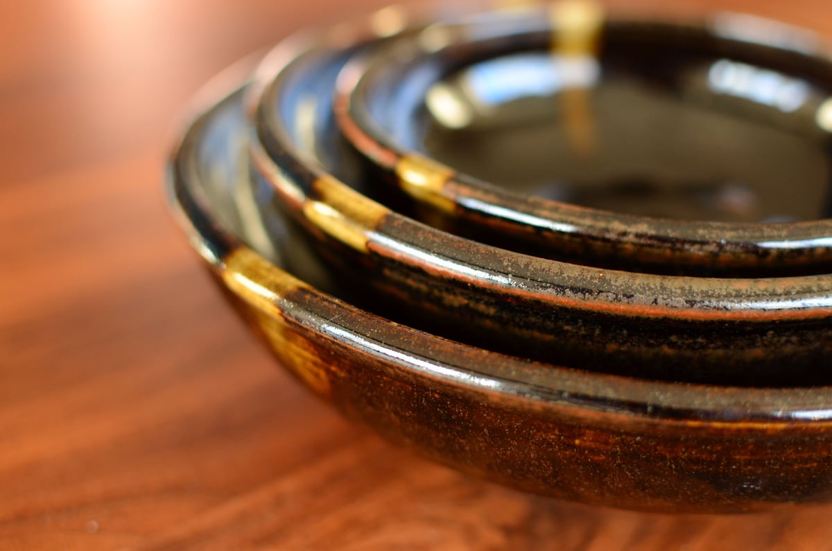 古瀬戸玉縁7寸平鉢 | KASEN POTTERY