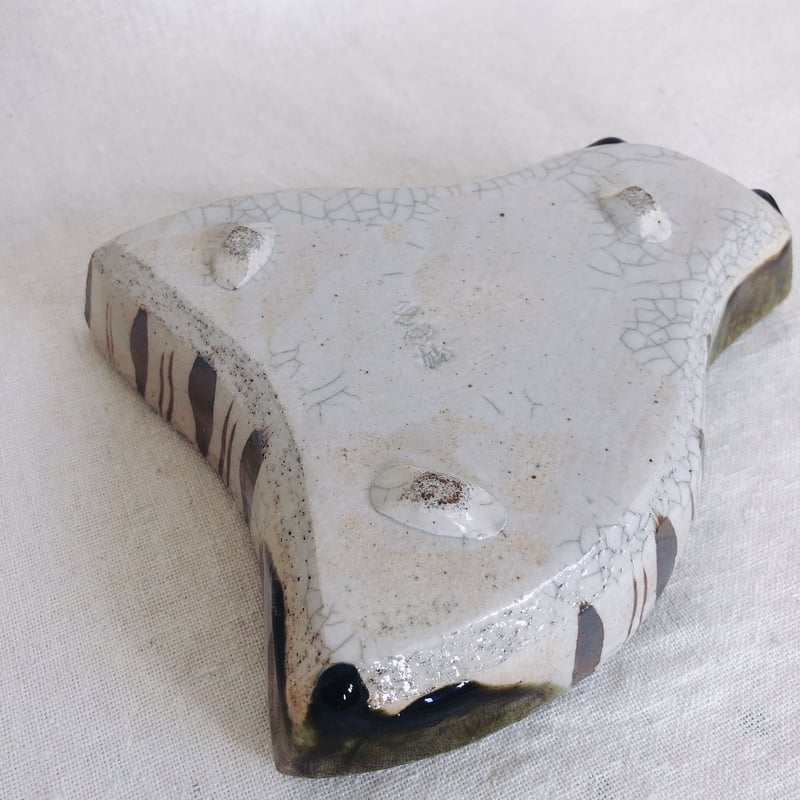 織部千鳥向附 | KASEN POTTERY