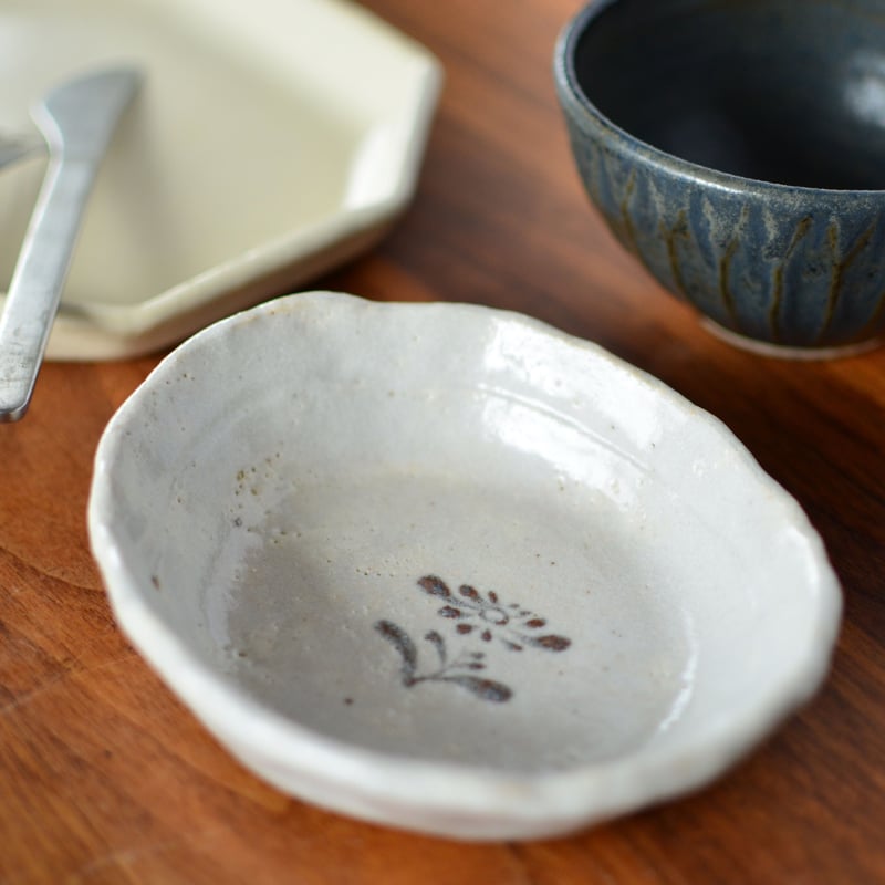 志野/かすみ小花取り皿小鉢 | KASEN POTTERY
