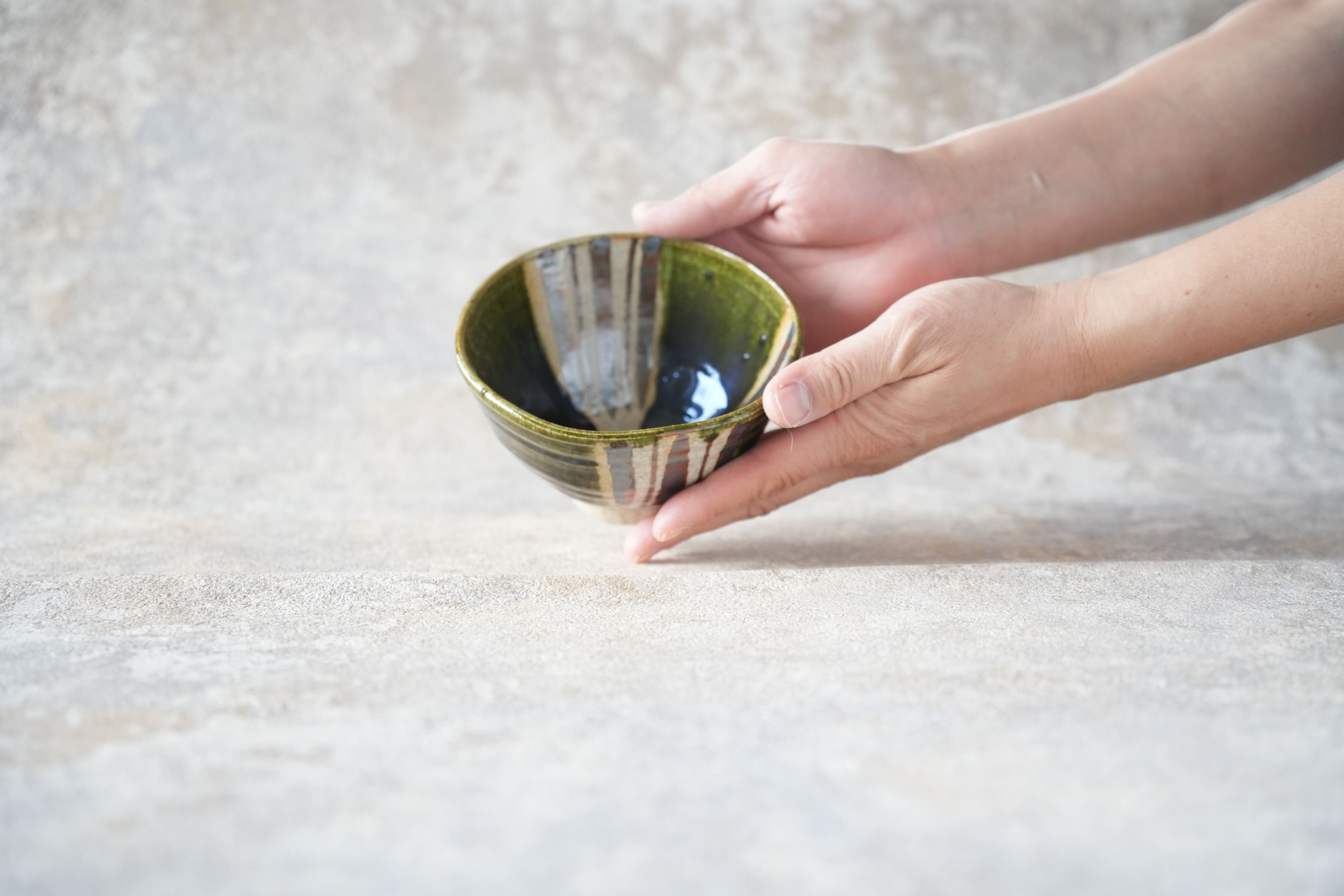 織部六角茶碗 | KASEN POTTERY