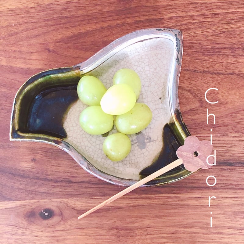 織部千鳥向附 | KASEN POTTERY