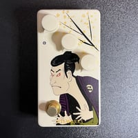 BRIGHT HORSE BDX -Bass Deluxe Preamp-〈シャンパンシルバー