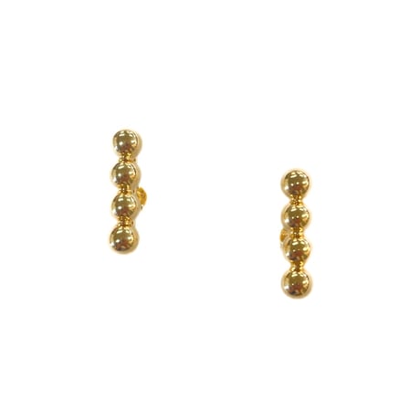 ４ボールバーピアス