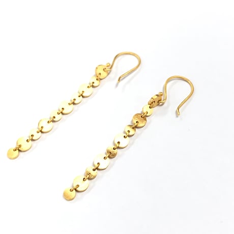 コインプレートロングピアス