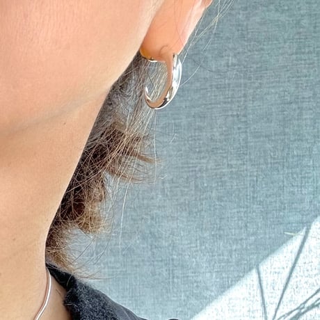 2カラーボールキャッチピアス
