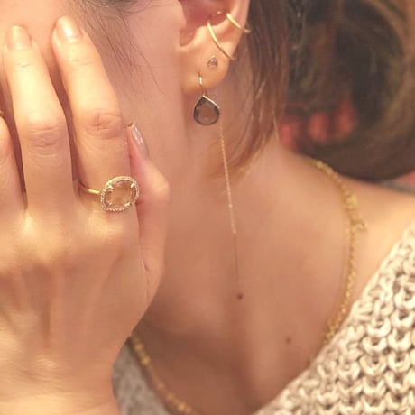 ペアシェイプピアス(ラブラドライト)