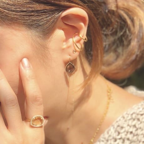 ペアシェイプピアス(ルビー)