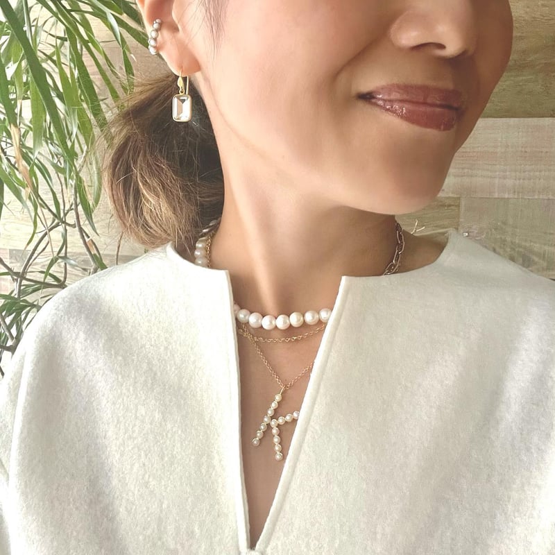 パールイニシャルペンダント≪A/E/F/H/K/M/N/R≫ | La Soeur