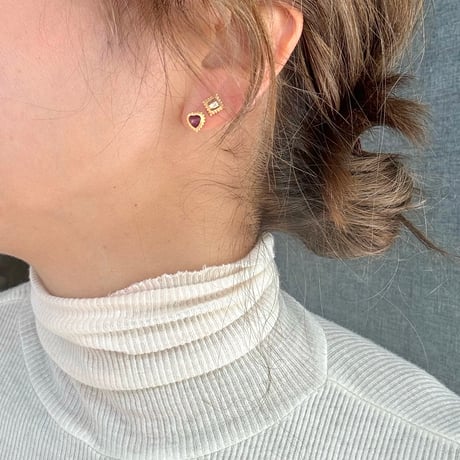 バースストーンピアス(K10)　※片耳販売