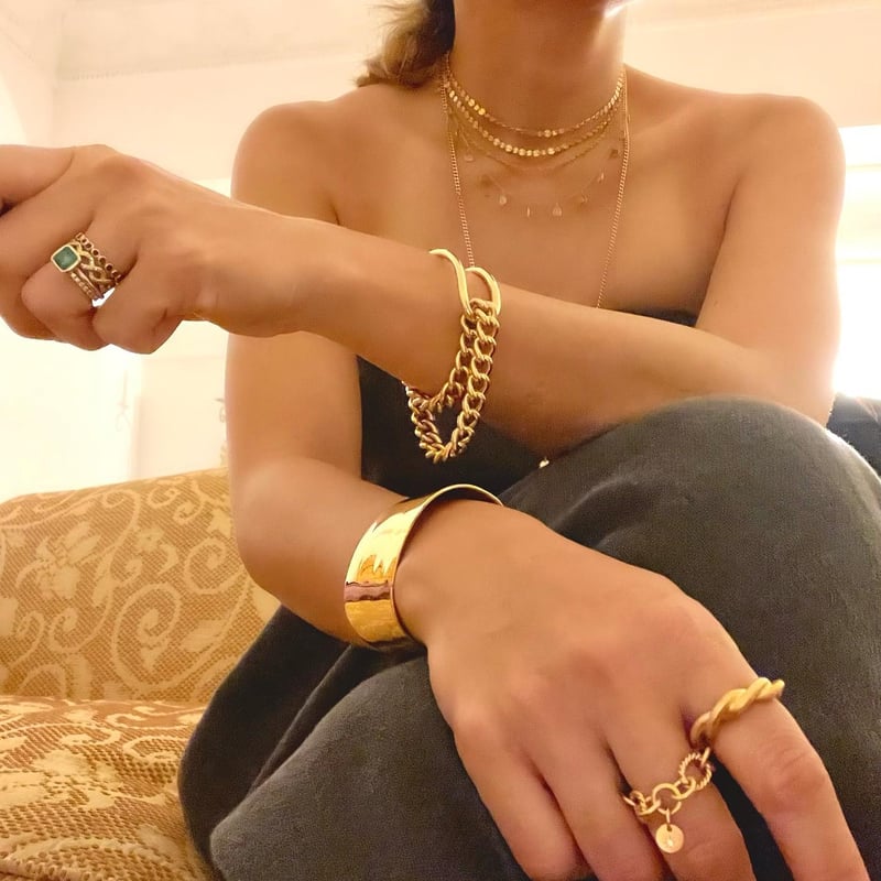 Ete ハーフバングルボリュームチェーンブレスレット ※オンライン