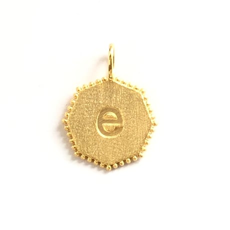 ペンダントトップ　オクタゴン(イニシャル「 e 」)