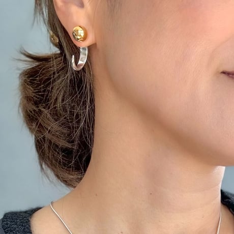 2カラーボールキャッチピアス