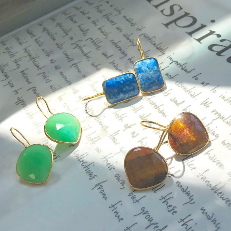 オニキスとピンクトパーズのピアス R6334 横顔 ビューティー オニキス