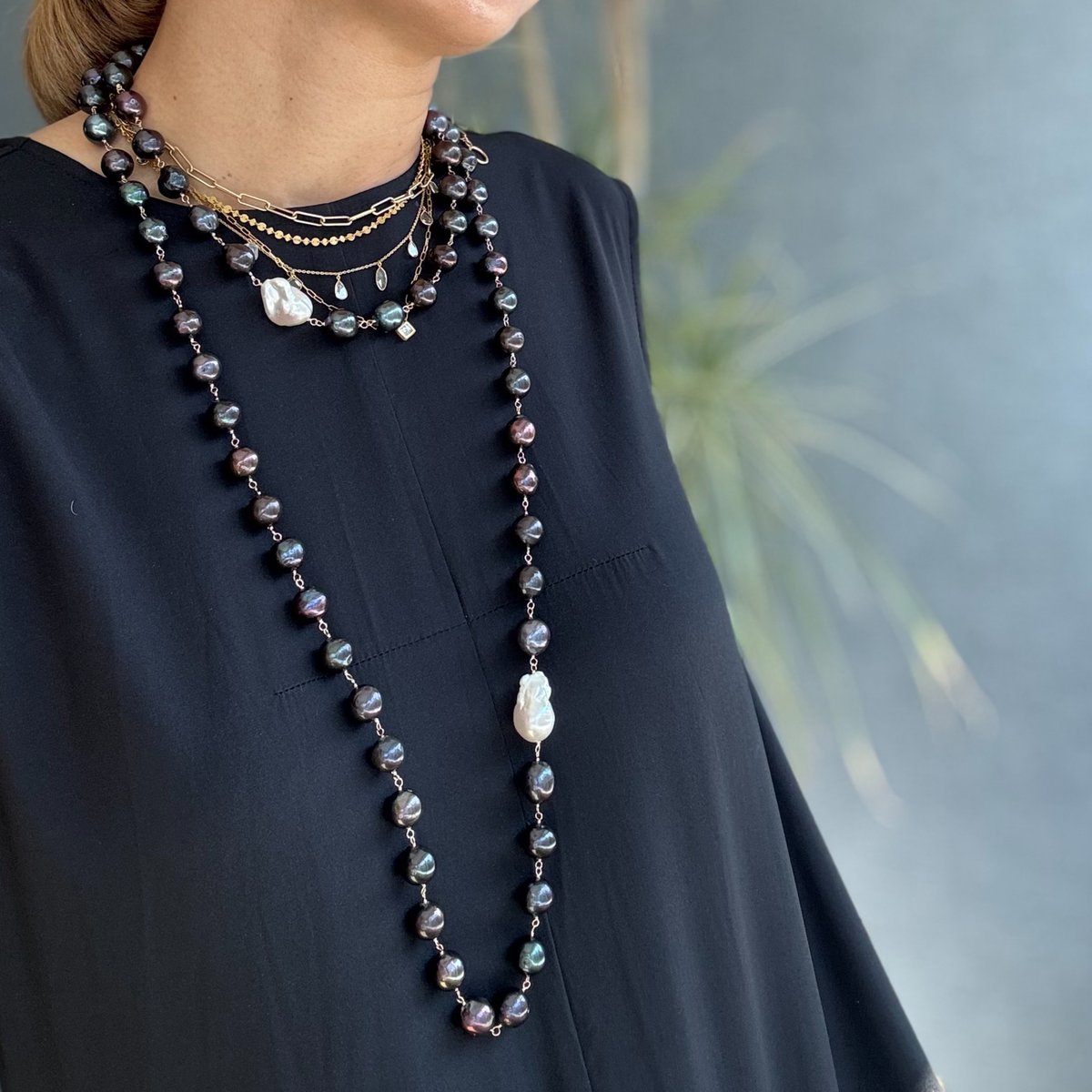 美品✨希少！ルネ オールインワン フロントジップ パール スリット ブラック ブラックパールロングネックレス | La Soeur