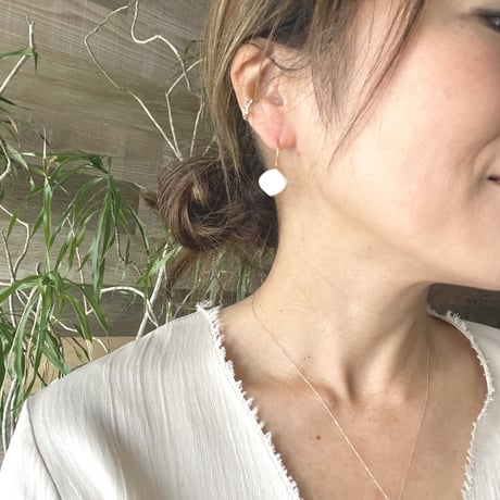 ケシパールピアス(K10)（ダイヤ）