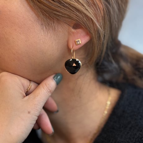バースストーンピアス(K10)　※片耳販売