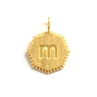 ペンダントトップ　オクタゴン(イニシャル「 m 」)