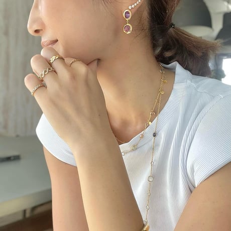 アシンメトリマルチストーンピアス