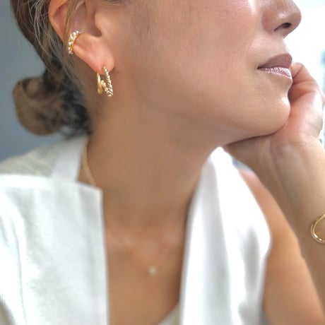 ドットダブルフープピアス
