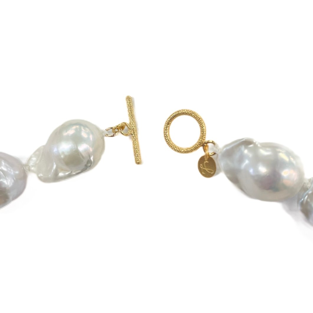 大粒バロックパールネックレス（約42cm） | La Soeur