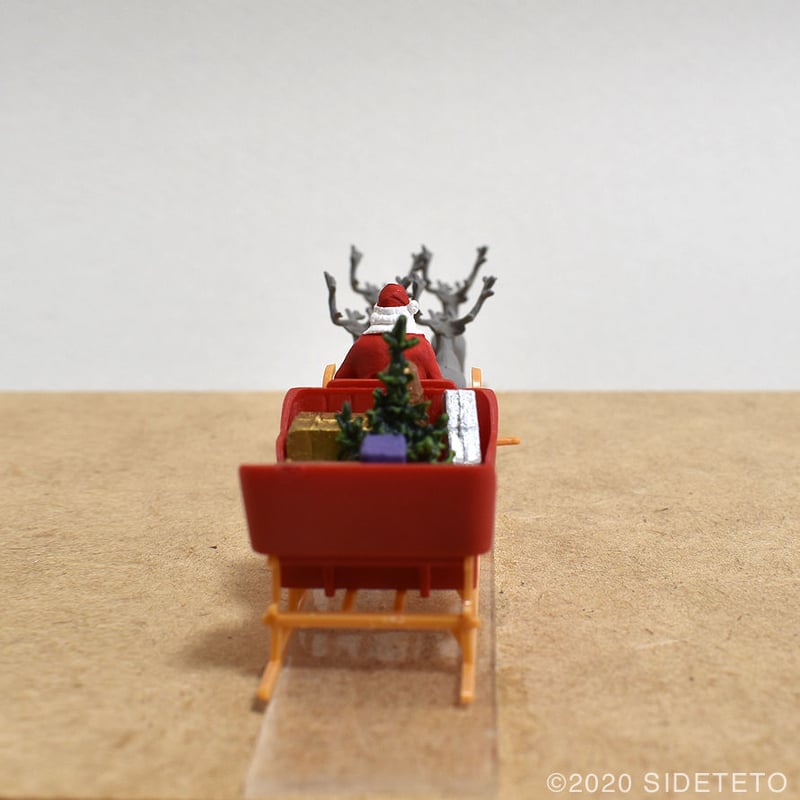 30399 サンタクロースとソリを引くトナカイ | SIDETETO STORE