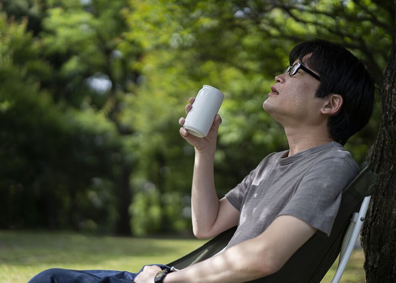 染付け筒ぐい呑み メイド・イン・ツバメ 18-8ステンレス二重構造さくらぐい呑み