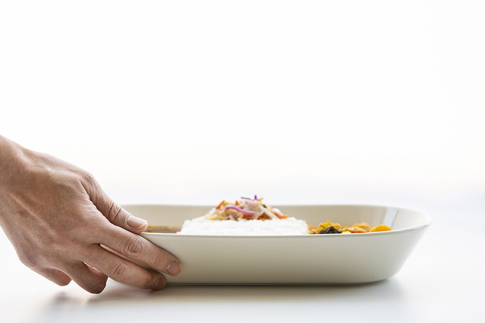 篠本拓宏 カレー皿「oval curry bowl」 | zen to 篠本拓宏 カレー皿「oval curry bowl」 | zen to