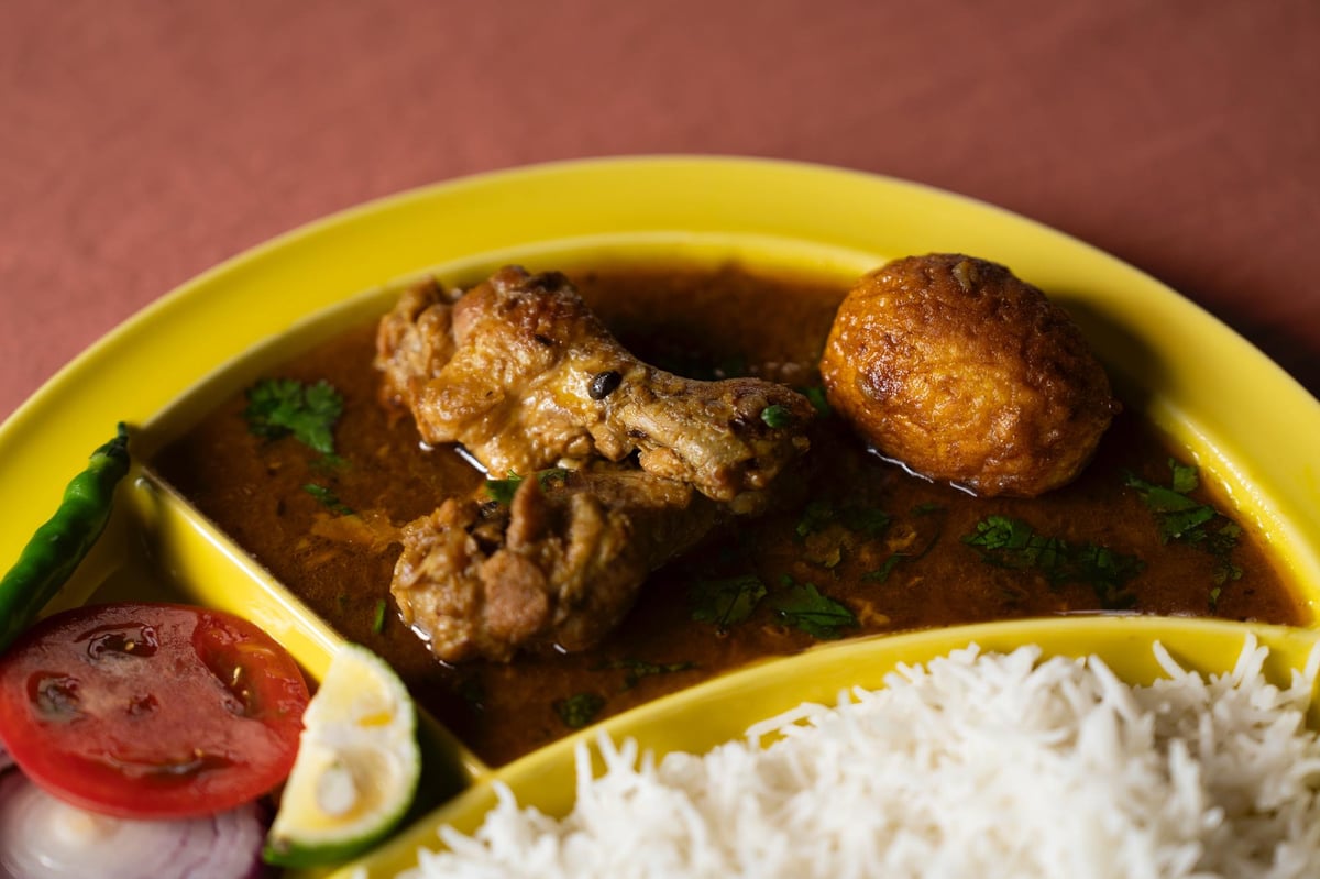 一皿入魂 ユザーン カレー皿「仕切りが取れるカレー皿」 Yellow（イエロー