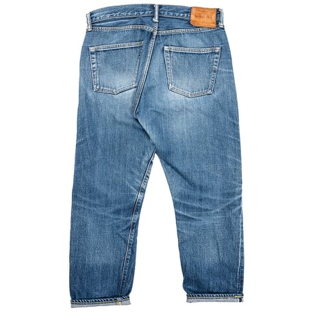 Lot 802 Slim Tapered Jeans