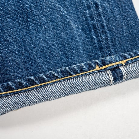 Lot 802 Slim Tapered Jeans