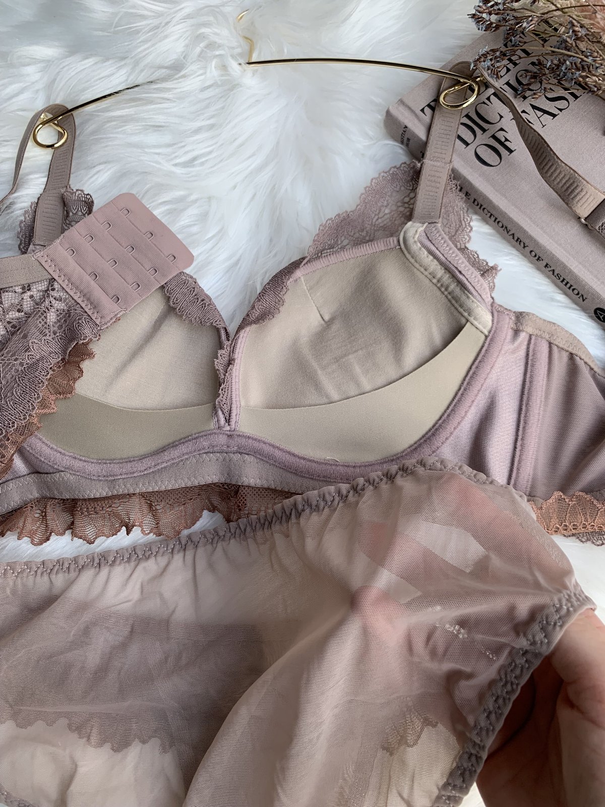 デイリーノンワイヤーブラセット（くすみグレージュ） | moon-tokyo-