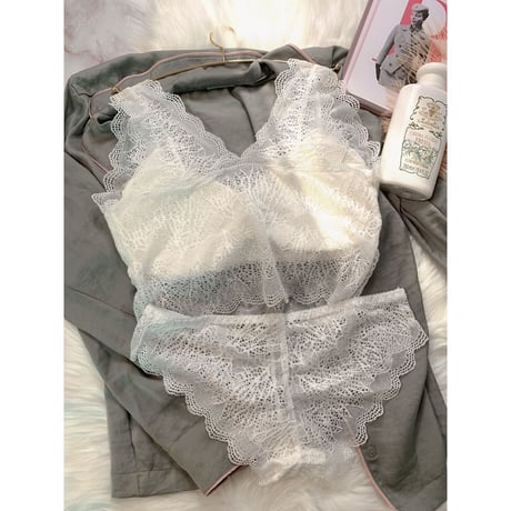 フェミニンレースブラレットセット