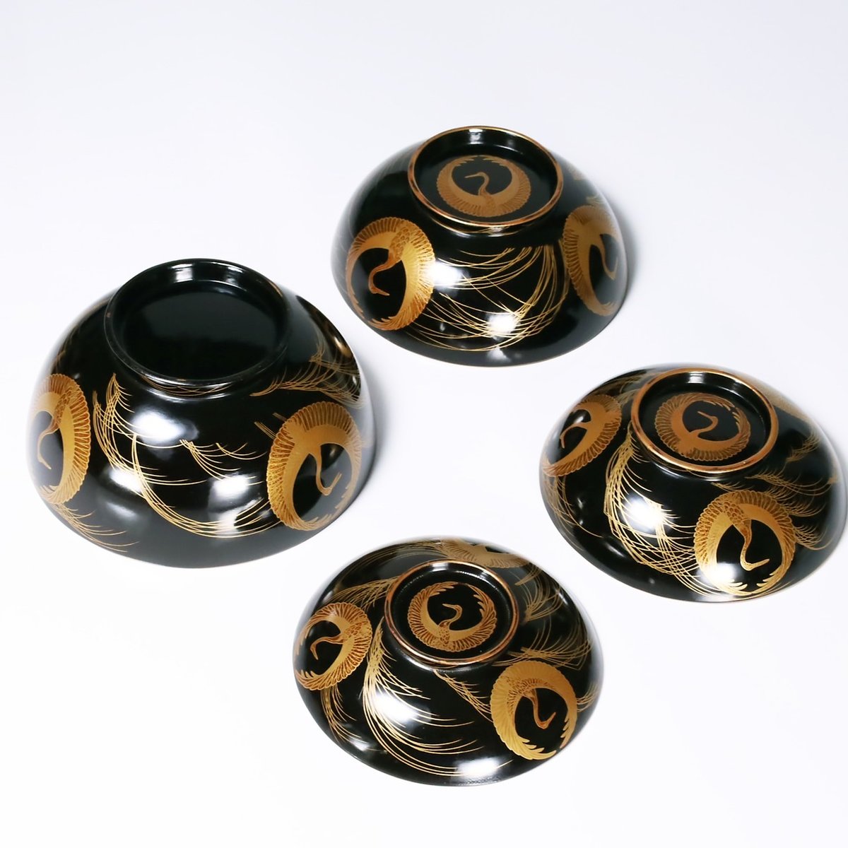 鶴丸芒蒔絵 四重椀 五客揃 | LYAN ARTS' Collection online shop 鶴丸芒蒔絵 四重椀 五客揃 | LYAN ARTS' Collection online shop