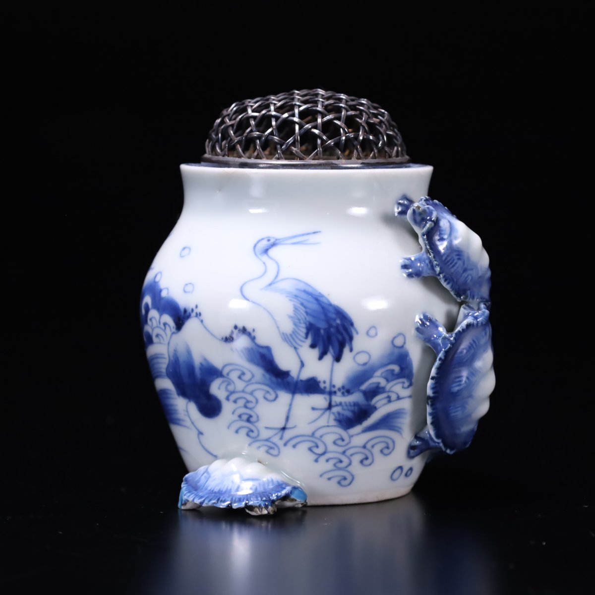2156 平戸祐祥染付花草三足香炉