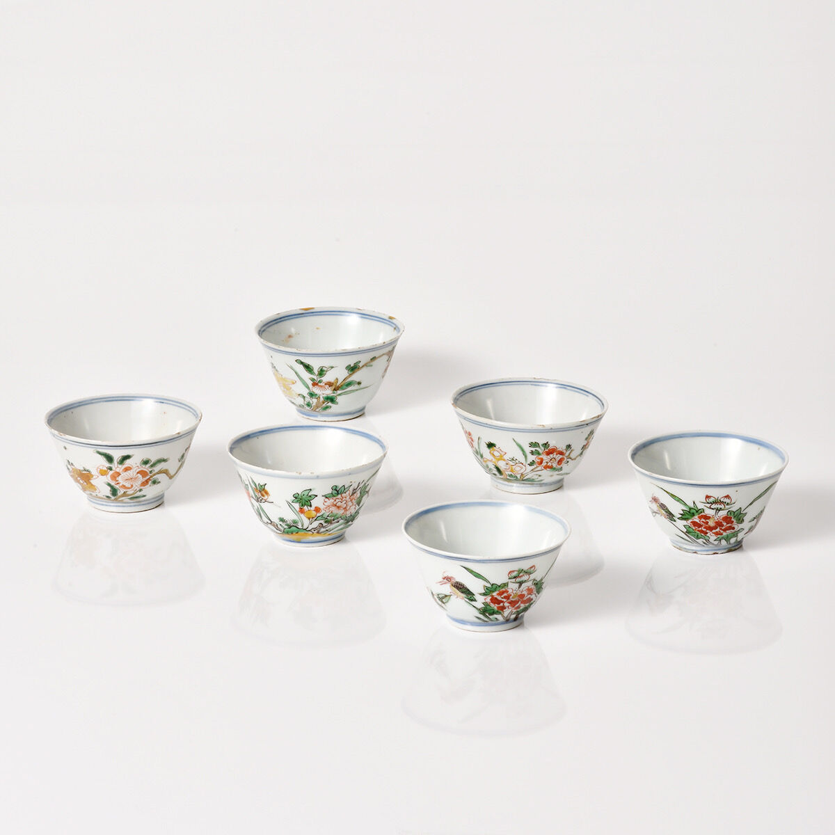 南京赤絵五彩双魚捻花文中皿