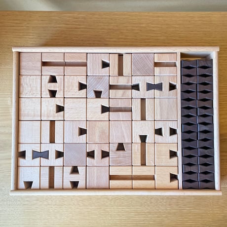 クオリア QUALIA 6点セット 楽天市場】Qualia クオリア 恐竜の