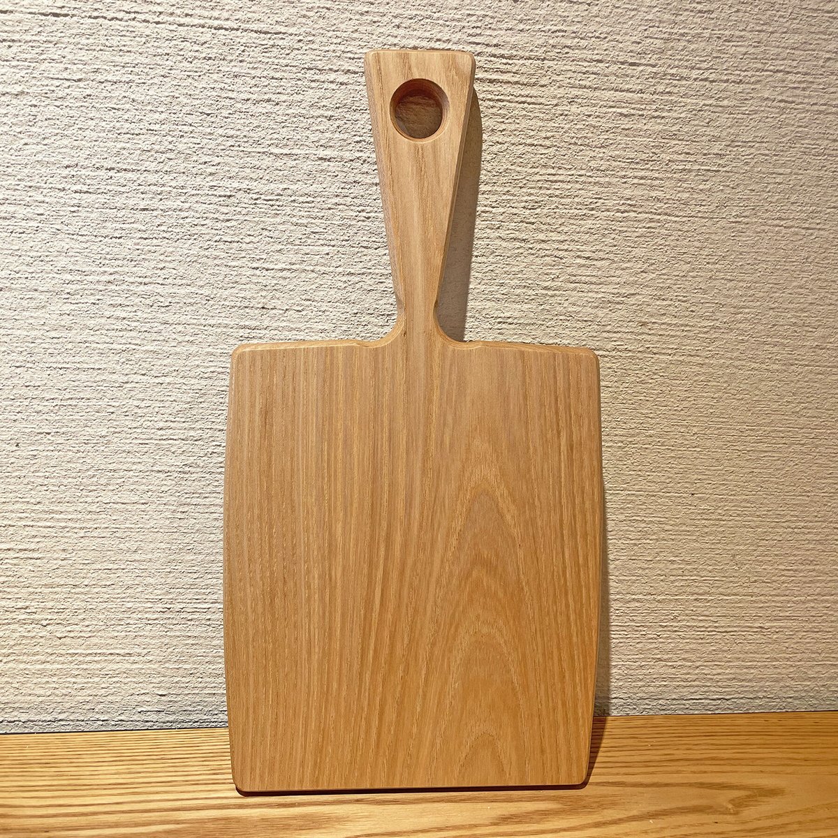 カッティングボードS（ニレ） | 木と工房家具 Jクオリア