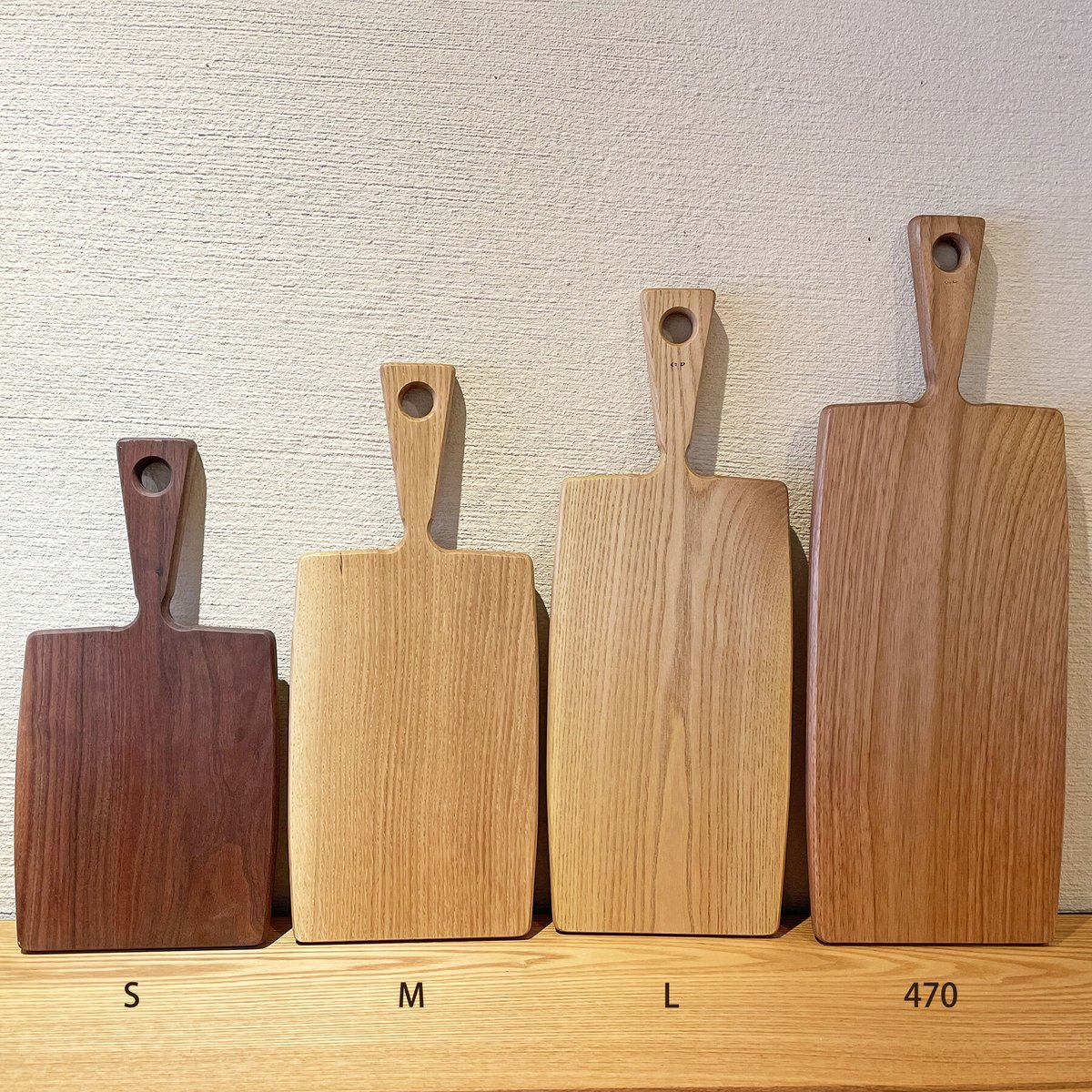 カッティングボードM（ナラ） | 木と工房家具 Jクオリア