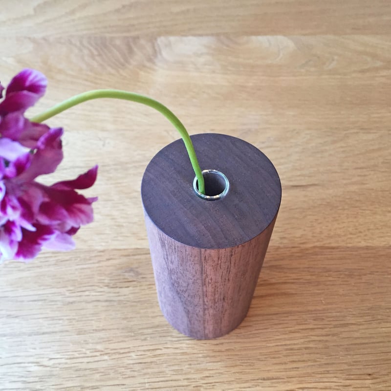 一輪挿し「pipe（L）」（ウォールナット） | 木と工房家具 Jクオリア