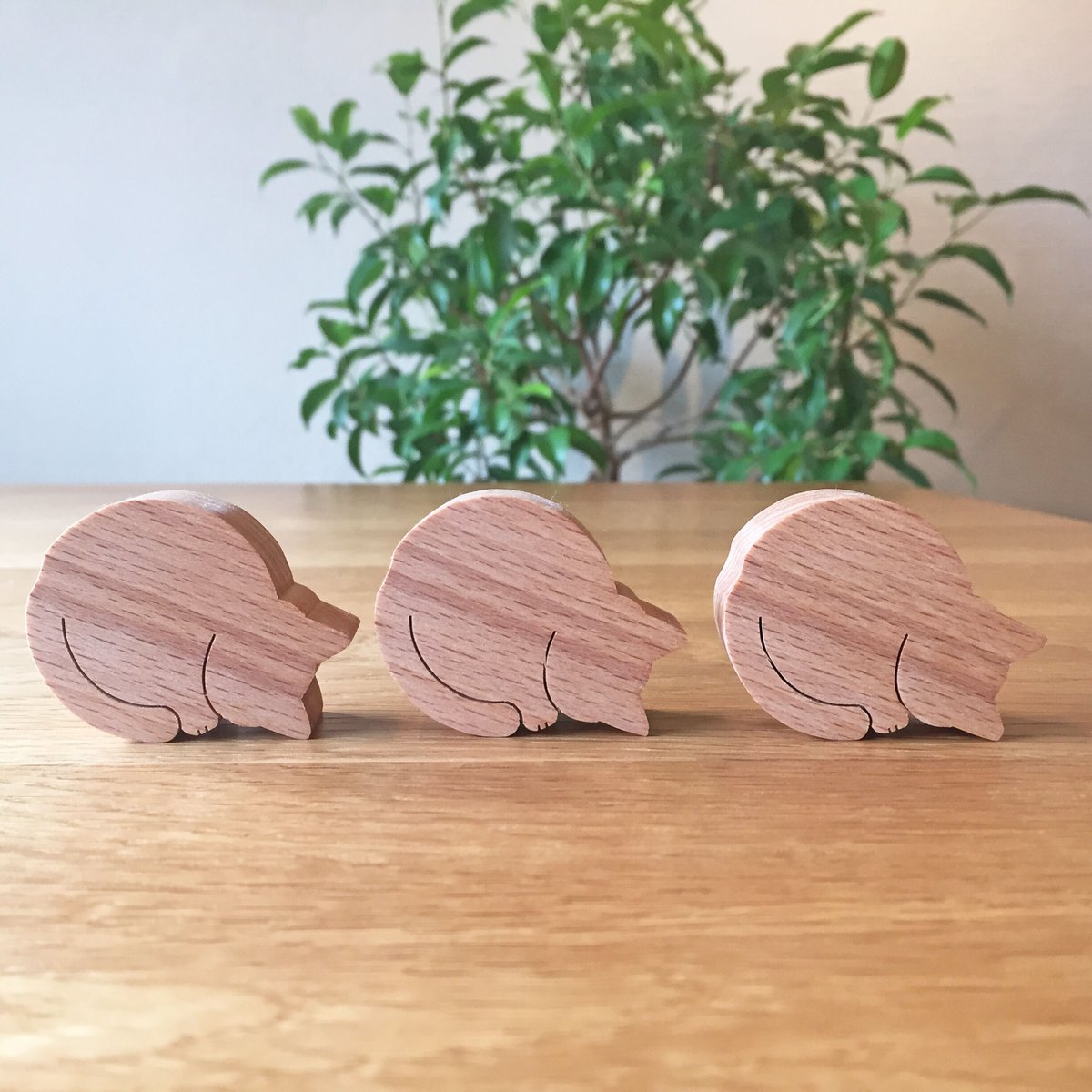 ねこのつみき（ウォールナット） | 木と工房家具 Jクオリア