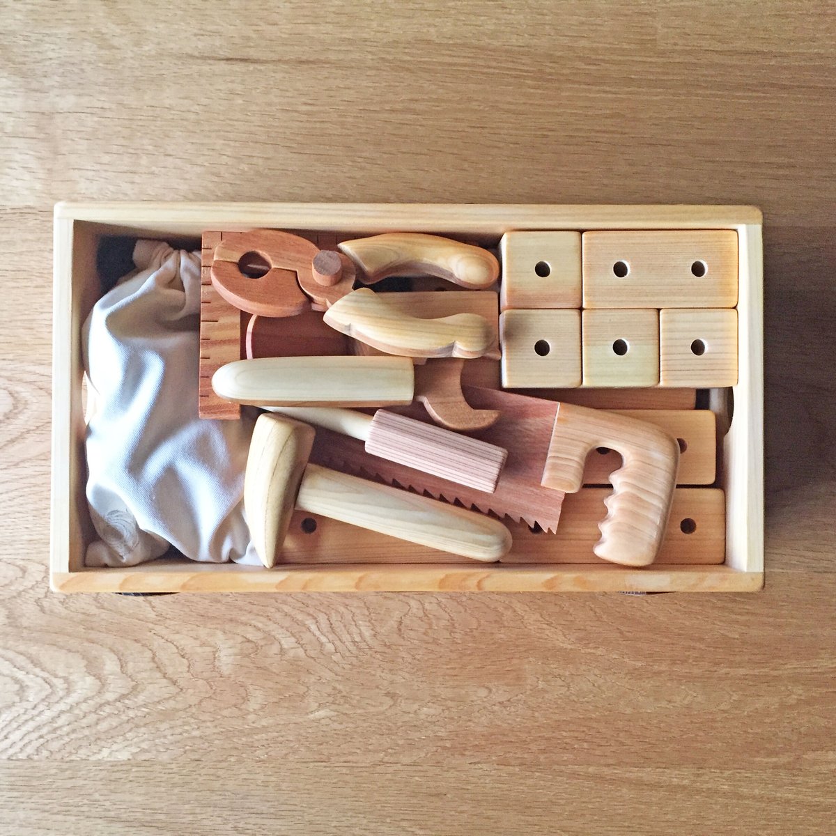 ちびっ子大工道具セット | 木と工房家具 Jクオリア
