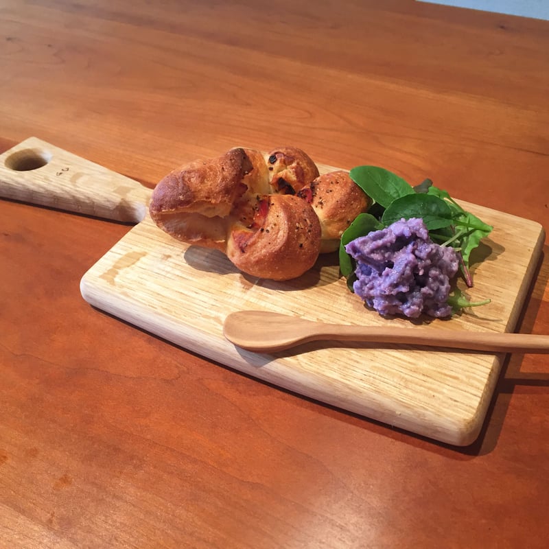 カッティングボードM（ナラ） | 木と工房家具 Jクオリア