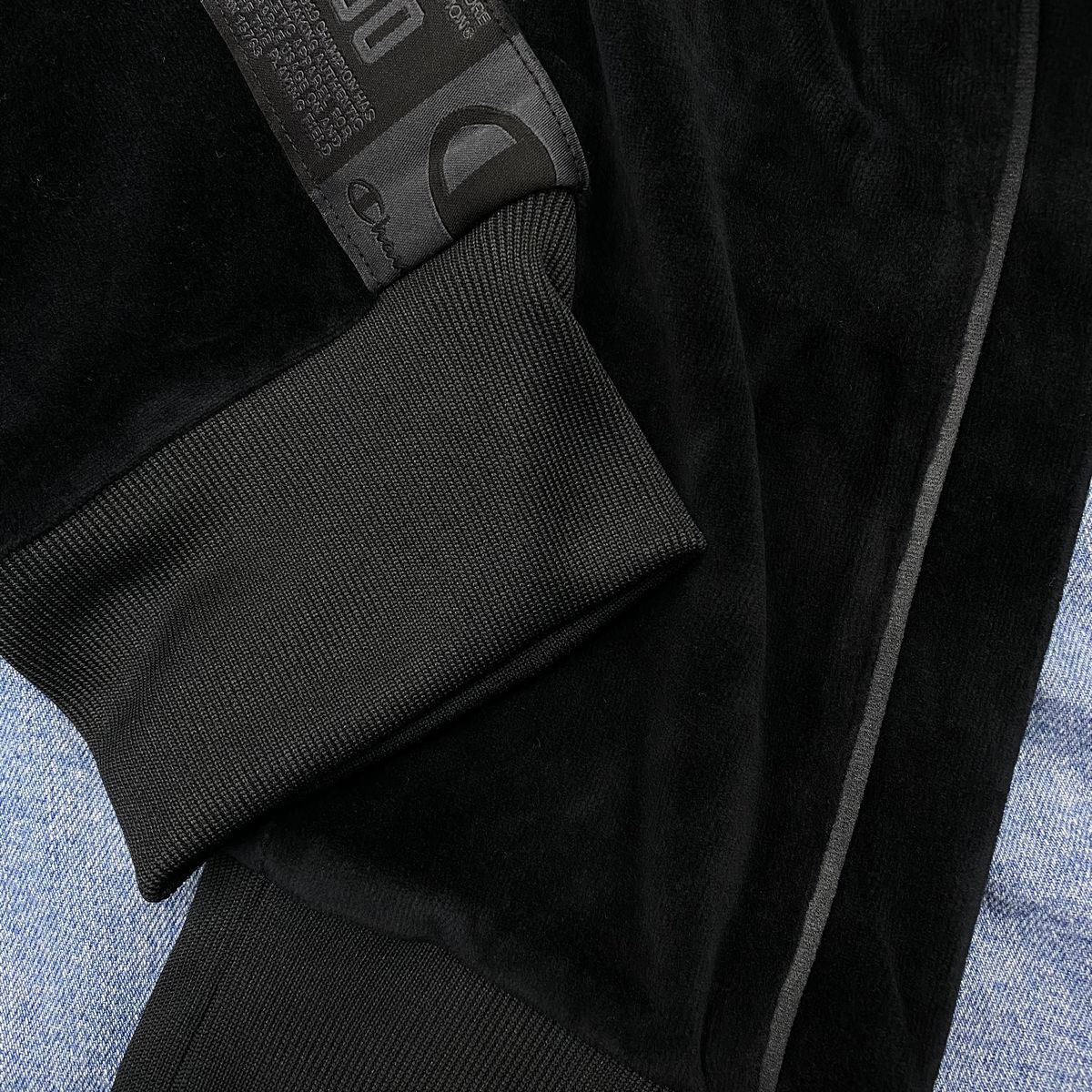 100周年記念モデル Champion チャンピオン Velour ベロア 上下 100周年記念モデル Champion チャンピオン Velour ベロア 上下