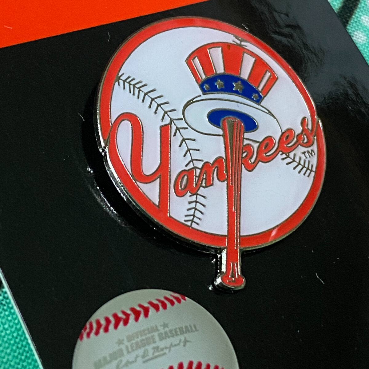 MLB 公式ライセンス製品 Amingo ピンズ Pins ピンバッチ NY MLB 公式ライセンス製品 Amingo ピンズ Pins ピンバッチ NY