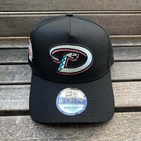 海外限定 Newera ニューエラ 9Forty Aフレーム Diamondbacks ダイヤモンドバックス 2001 ワールドシリーズ キャップ (940-166)