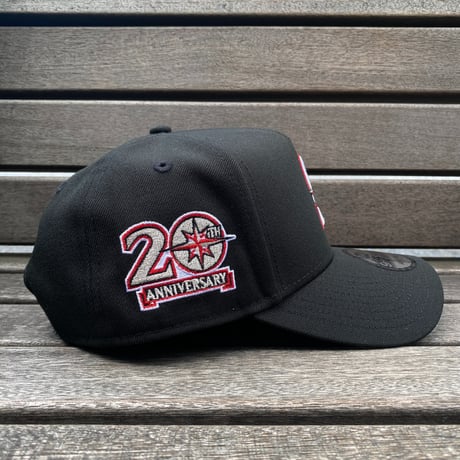 海外限定 Newera ニューエラ 9Forty Aフレーム Mariners シアトル マリナーズ 20th Anniv. キャップ (940-193)